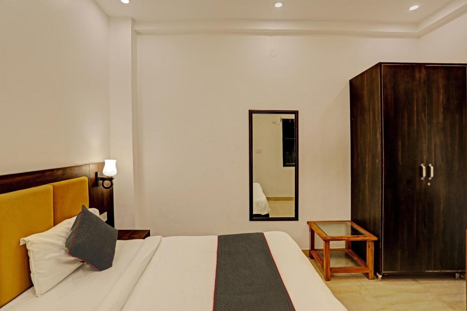 Hotel Aerotech 4*